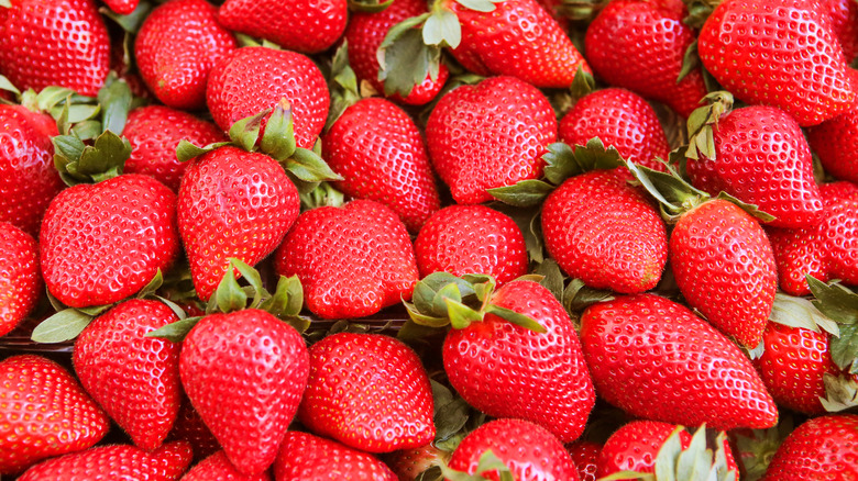 Men's Health Benefits of Strawberry
